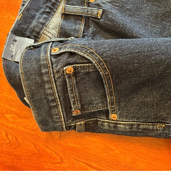 NWT GAP 33/16L- 90s Straight High Rise - Picture 4 of 6